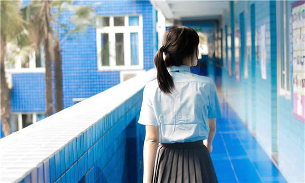 阜龙乡如何找到一个可以帮助我生孩子的女人？